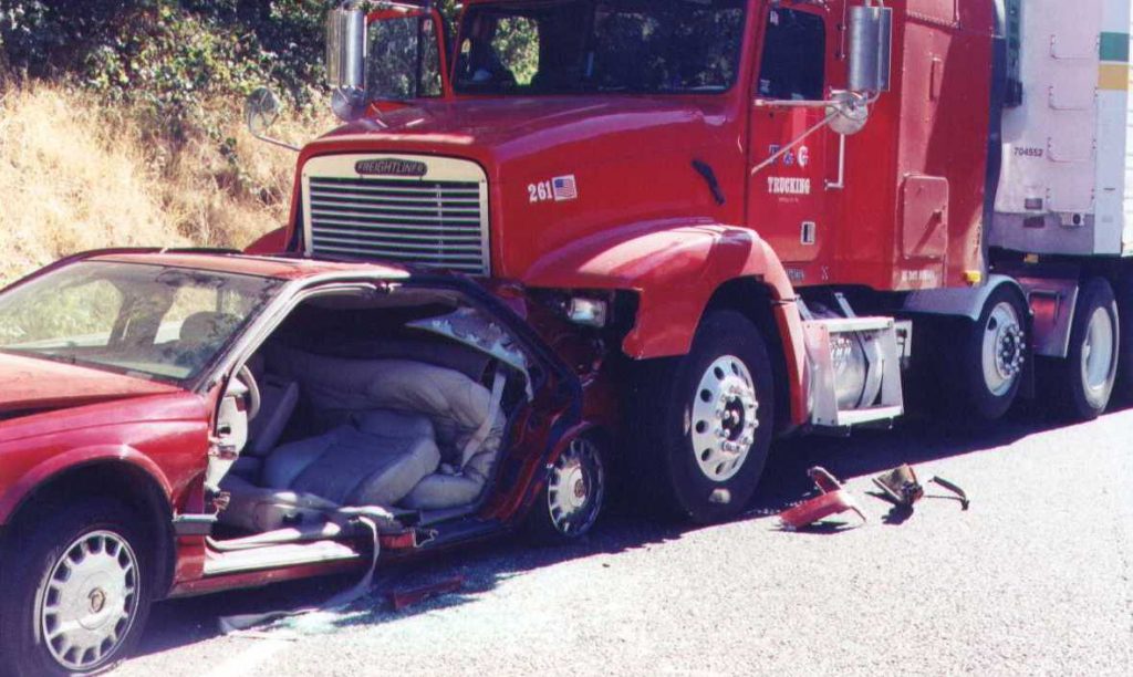 Abogados de Accidentes de Camión, Abogado de Accidentes de Camiones Milwaukee Wi